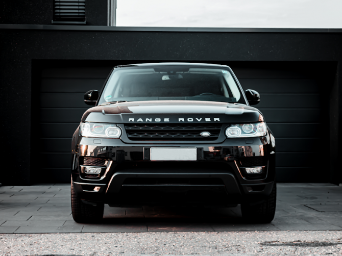 Compact hatchback for city driving #86 - image 5